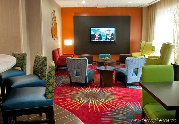 Courtyard By Marriott Tulsa Downtown Hotel Interior photo